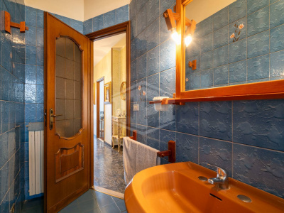 Quadrilocale con terrazzo in Via Ventimiglia (TO)