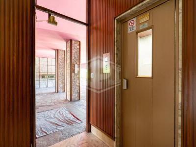 Quadrilocale con terrazzo in Via Ventimiglia (TO)