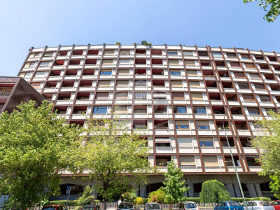 Quadrilocale con terrazzo in Via Ventimiglia (TO)