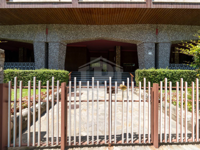 Quadrilocale con terrazzo in Via Ventimiglia (TO)