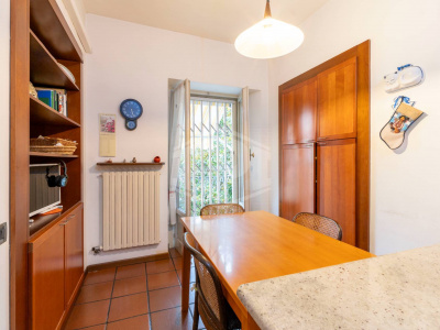 Pentalocale in Via Cavour, Torino (TO)