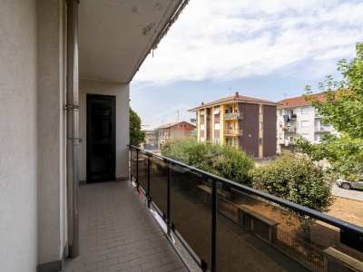 Ufficio trasformabile in appartamento in Via Gallo Pecca, Rivarolo Canavese (TO)