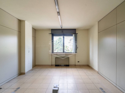 Ufficio trasformabile in appartamento in Via Gallo Pecca, Rivarolo Canavese (TO)
