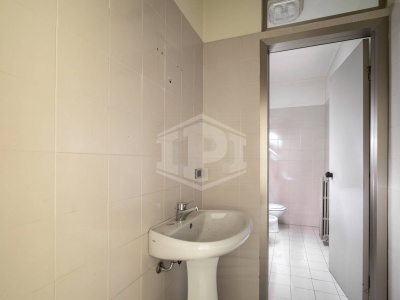 Ufficio trasformabile in appartamento in Via Gallo Pecca, Rivarolo Canavese (TO)