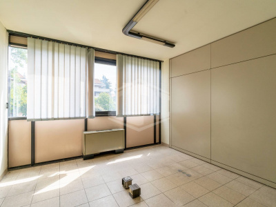 Ufficio trasformabile in appartamento in Via Gallo Pecca, Rivarolo Canavese (TO)