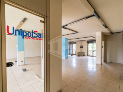 Ufficio trasformabile in appartamento in Via Gallo Pecca, Rivarolo Canavese (TO)