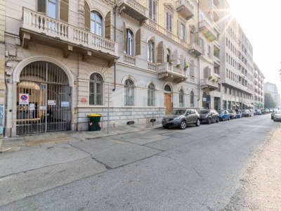 Magazzino in Corso San Maurizio, Torino (TO)