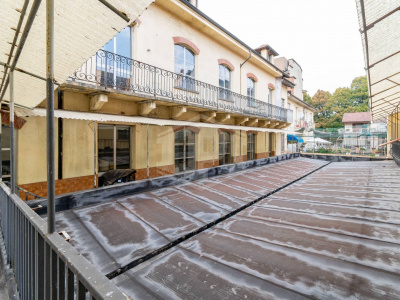 Edificio storico in Via Cigna, Torino (TO)