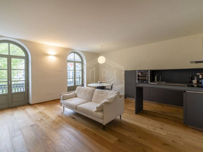 Trilocale in Palazzo Lagrange , Piazza Carlo Felice (TO)