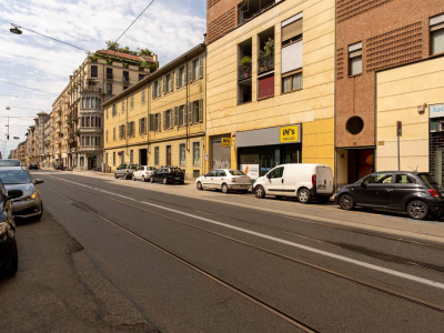 Locale commerciale a reddito in Via Cibrario 16 - Torino (TO)