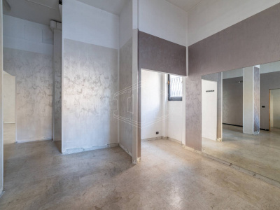 Locale commerciale in Via Vassalli Eandi 34 - Torino (TO)