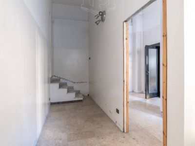 Locale commerciale in Via Vassalli Eandi 34 - Torino (TO)