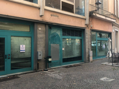 Locale commerciale in Via Giuseppe Mazzini 43 - Acqui Terme (AL)