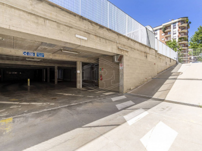 Prestigioso immobile direzionale in Strada del Lionetto 6 - Torino (TO)