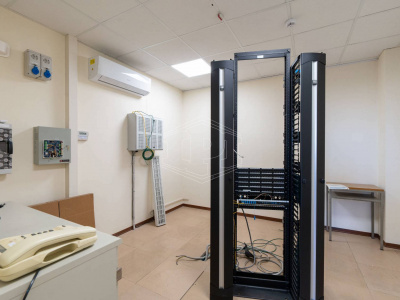 Prestigioso immobile direzionale in Strada del Lionetto 6 - Torino (TO)