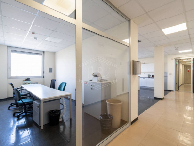 Prestigioso immobile direzionale in Strada del Lionetto 6 - Torino (TO)