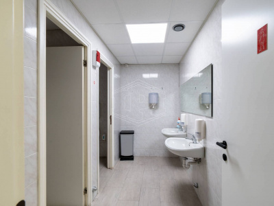 Prestigioso immobile direzionale in Strada del Lionetto 6 - Torino (TO)