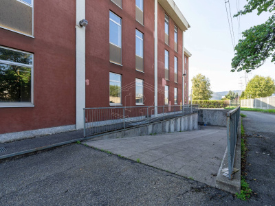Deposito industriale in Via Postiglione, 18 Moncalieri - Torino
