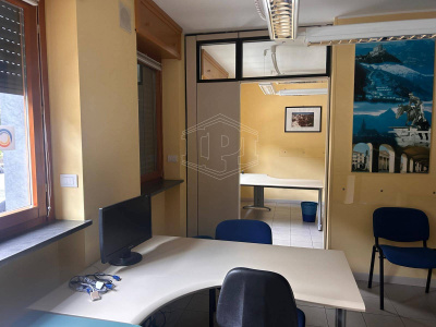 Ufficio in Piazza Solferino 15 - Pinerolo (TO)