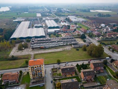 Immobile industriale in Strada Carignano 33 - La Loggia (TO)