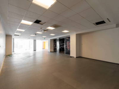 Ufficio direzionale in  Via Lugaro 15 - Torino