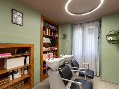 Locale commerciale in Via Magenta 57 - Torino