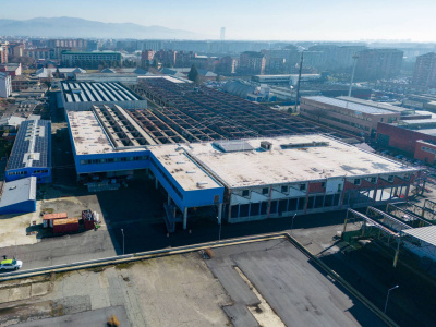 Complesso industriale in Via Pininfarina 14/18 - Grugliasco (TO)
