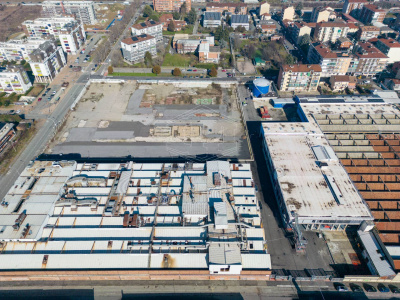 Complesso industriale in Via Pininfarina 14/18 - Grugliasco (TO)