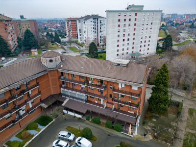 Piastra commerciale in Via Riesi, 6 - Orbassano (TO)