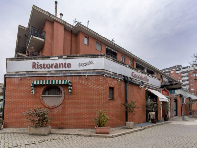 Piastra commerciale in Via Riesi, 6 - Orbassano (TO)