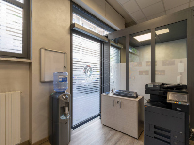 Locale commerciale in via Bainsizza, 6-Torino