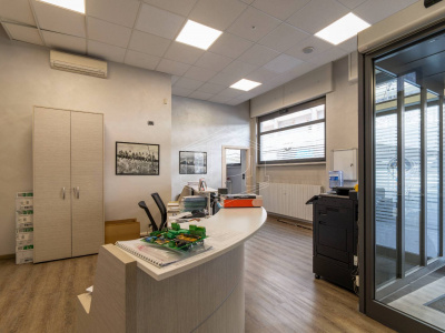 Locale commerciale in via Bainsizza, 6-Torino