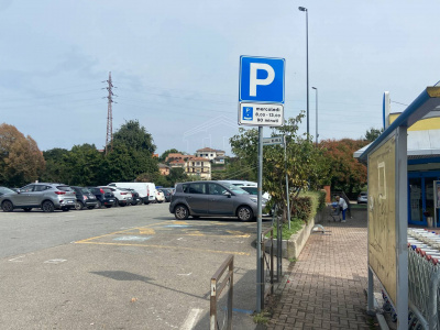 Locale commerciale a reddito in Piazza Piave 4 - Cossato (BI)