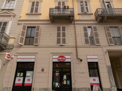 Locale commerciale a reddito
Via Fratelli Calandra 11
Torino