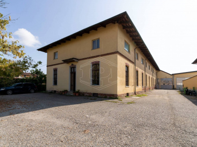 Capannone in Via Circonvallazione 11 - Riva presso Chieri (TO)