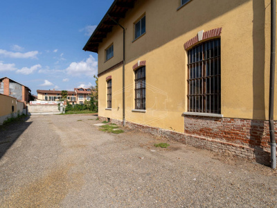Capannone in Via Circonvallazione 11 - Riva presso Chieri (TO)