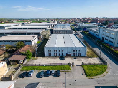 Capannone industriale in La Loggia (TO)