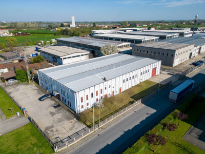 Capannone industriale in La Loggia (TO)