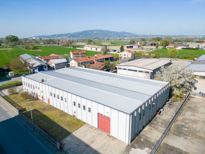 Capannone industriale in La Loggia (TO)