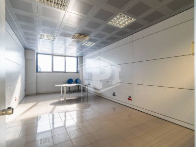 Immobile direzionale in Via Perugia, 56 - Torino