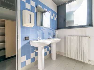 Immobile direzionale in Via Perugia, 56 - Torino