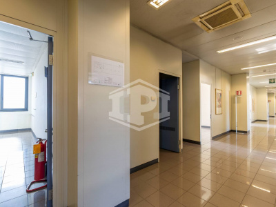 Immobile direzionale in Via Perugia, 56 - Torino