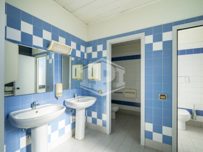 Immobile direzionale in Via Perugia, 56 - Torino