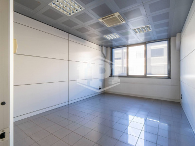 Immobile direzionale in Via Perugia, 56 - Torino