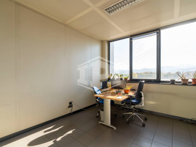 Immobile direzionale in Via Perugia, 56 - Torino