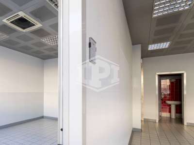 Immobile direzionale in Via Perugia, 56 - Torino