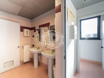 Immobile direzionale in Via Perugia, 56 - Torino