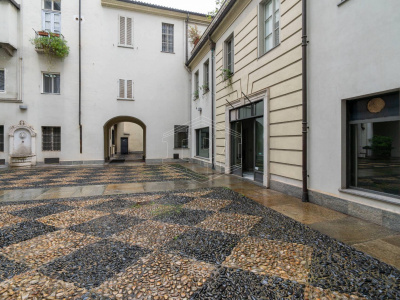 Ufficio in Piazza Castello, 51 - Torino