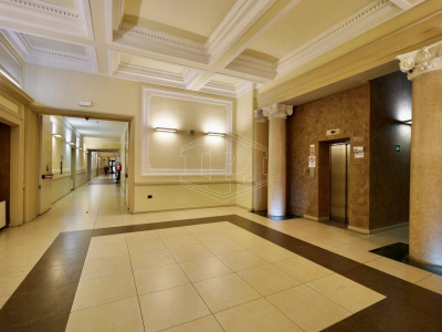 Ufficio direzionale in Via Confienza 10 - Torino