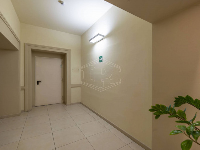 Ufficio direzionale in Via Confienza 10 - Torino